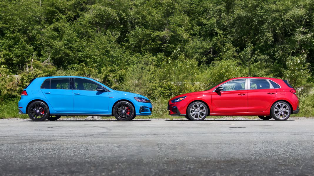 Turbocharged Showdown: Hyundai Elantra vs Volkswagen Golf GTI – A Compact Car Clash!|http://hohocar.com