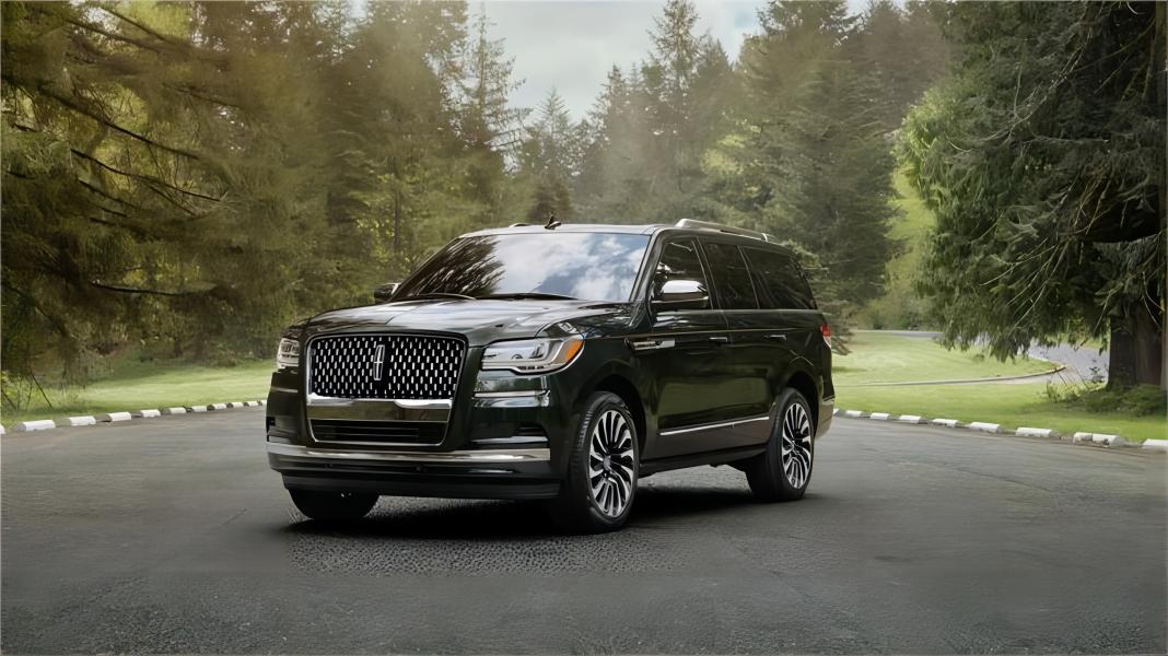 Lincoln Navigator Unrivaled Luxury and Power|http://hohocar.com