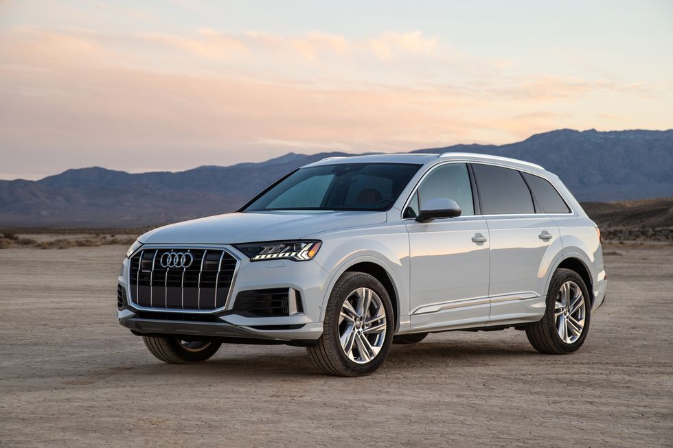 Audi SQ8 vs. Audi SQ7: Unleashing the Power of Audi's Performance SUVs