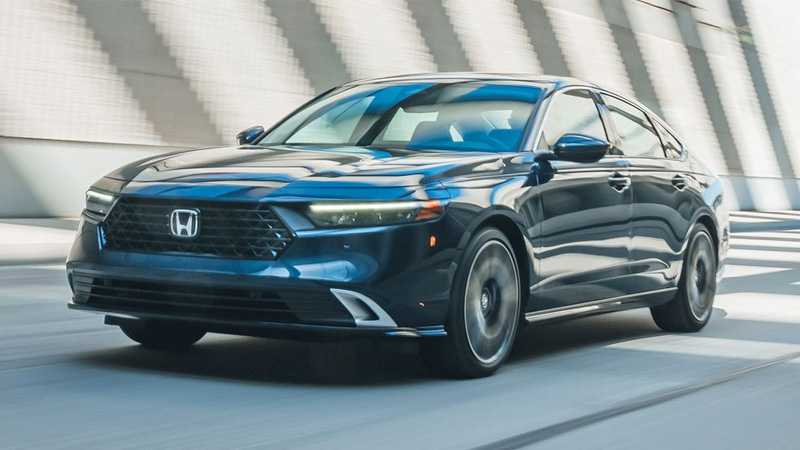 Clash of Titans: Toyota Camry vs Honda Accord - A Comprehensive Vehicle Comparison!